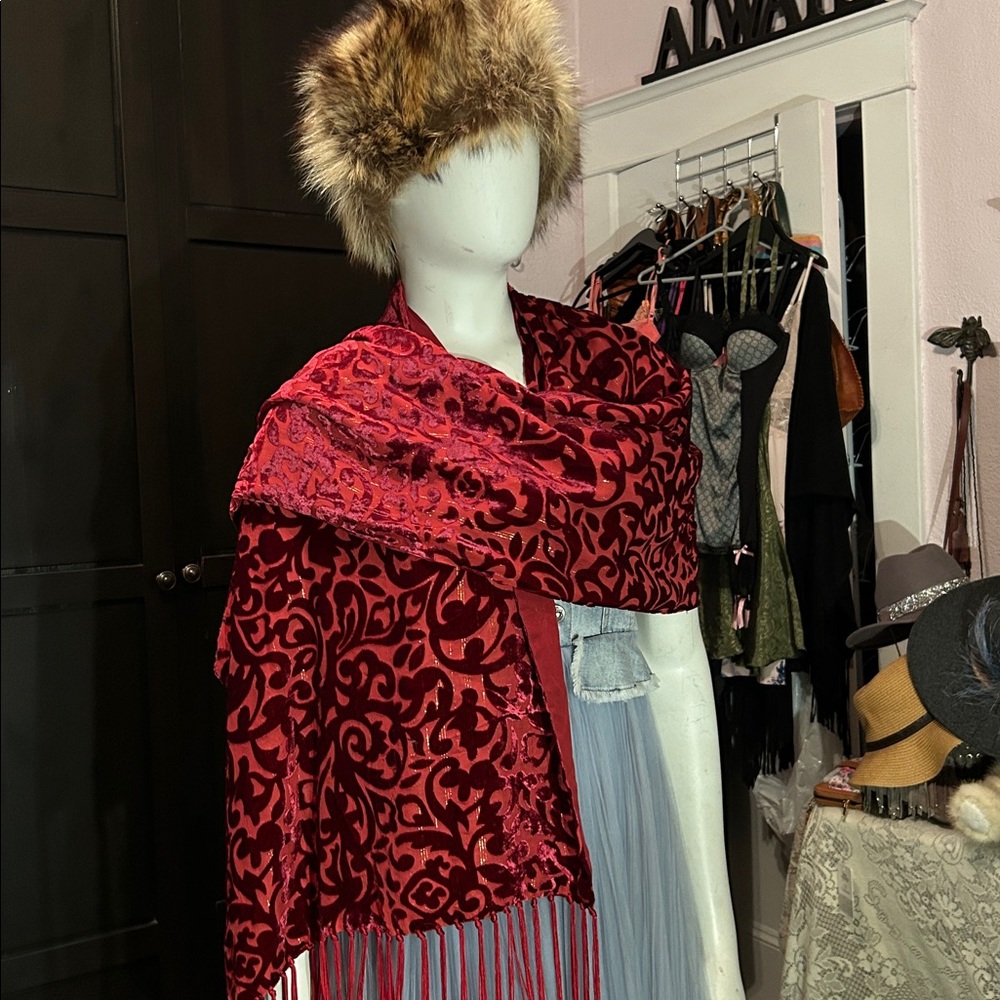 Red burnout, velvet fringe scarf
